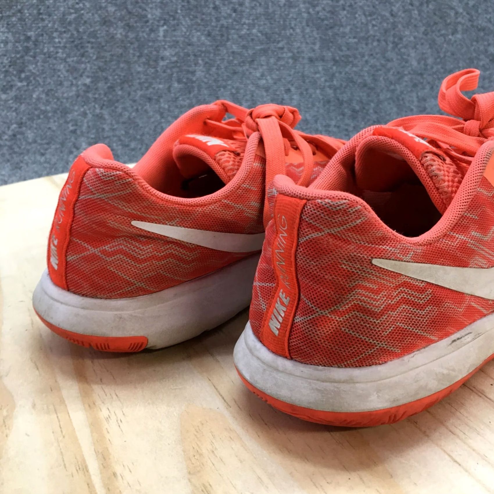Nike Nike Flex Experience RN Running Sneaker Orange Low Top Womens 8 844673-800 Size M / US 6-8 / IT 42-44 - 7 Thumbnail