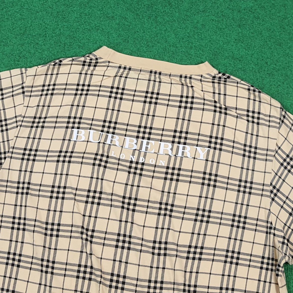 Burberry Vintage Burberry Pocket Nova Check Designer Tshirt C299N55 Size US XL / EU 56 / 4 - 2 Thumbnail