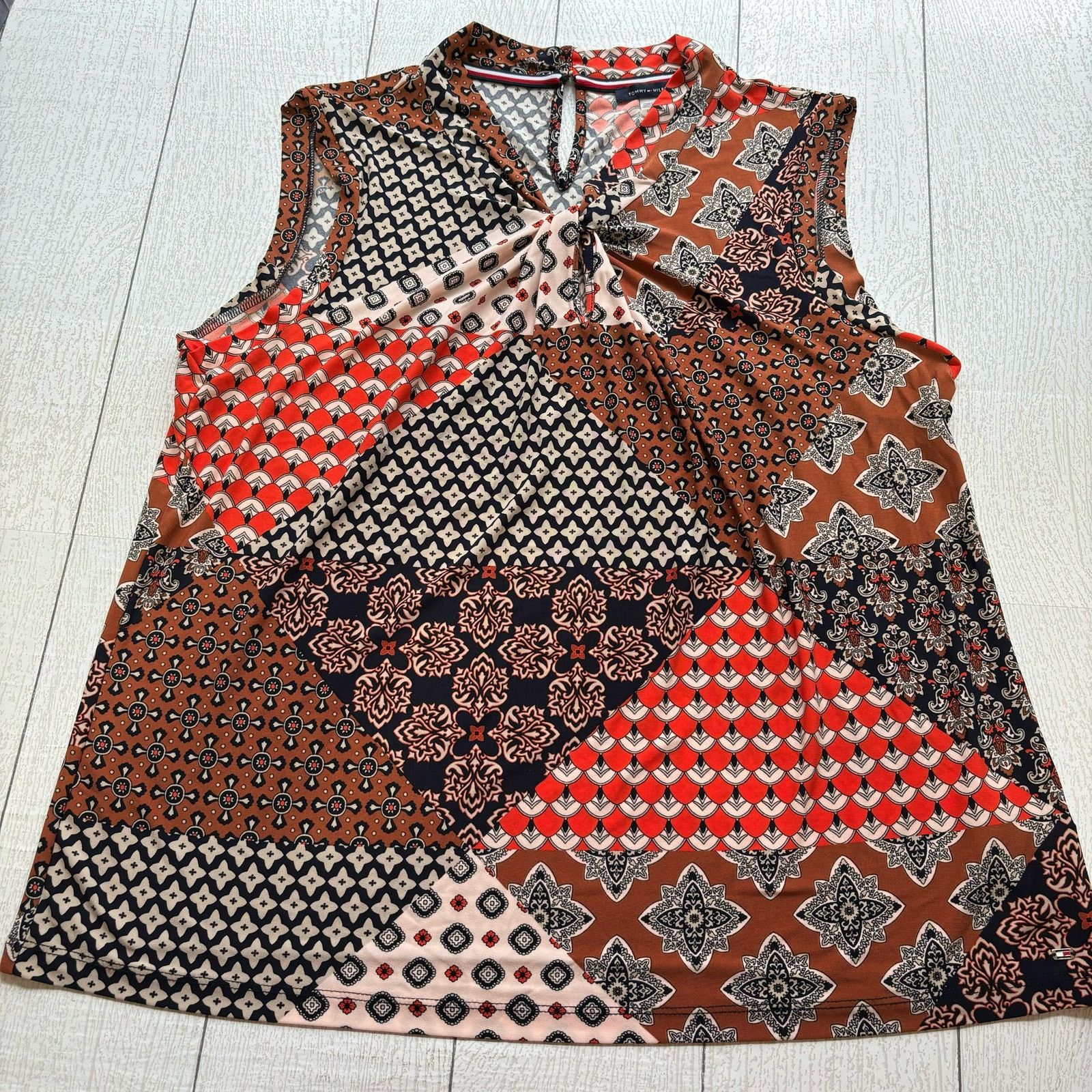 Tommy Hilfiger Tommy Hilfiger Patchwork Blouse Multicolor Sleeveless XL Top Size XL / US 12-14 / IT 48-50 - 1 Thumbnail
