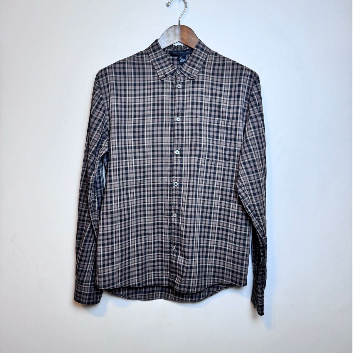 Marc by Marc Jacobs Marc by Marc Jacobs Check Plaid Button Down Shirt - Size M Size US M / EU 48-50 / 2 - 1 Thumbnail