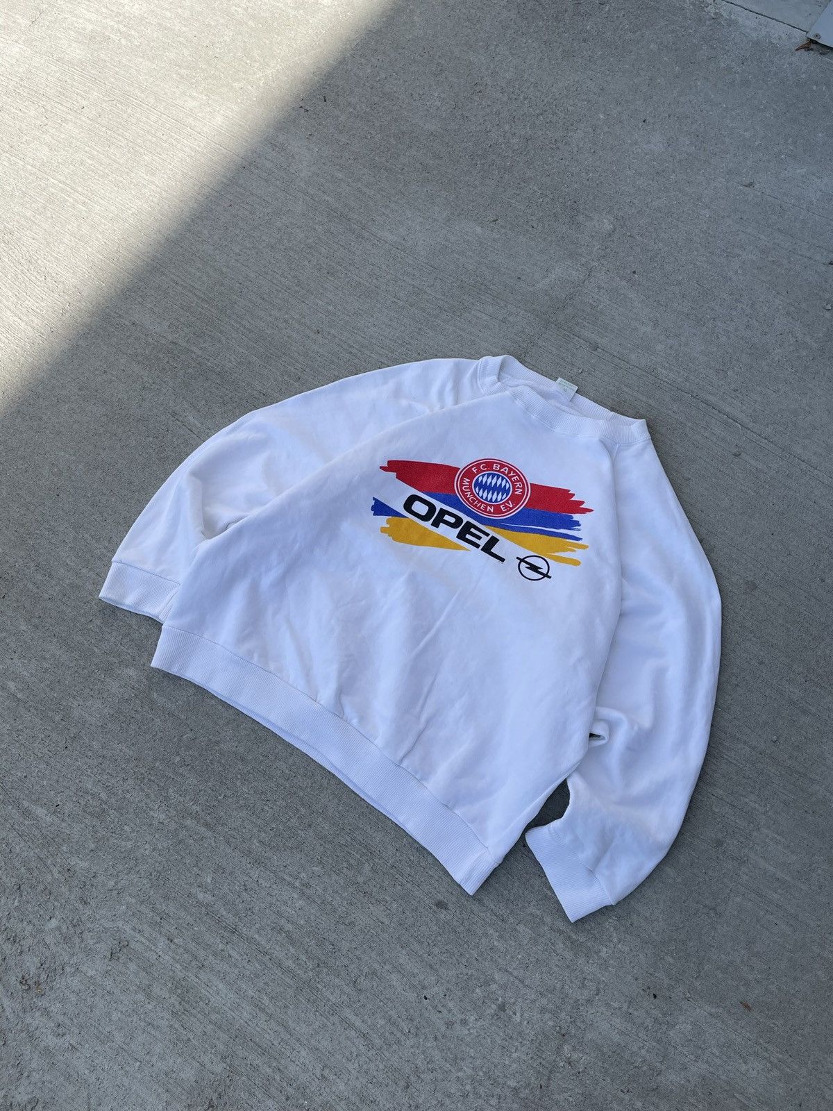 Vintage Vintage Bayern Munich Opel Away Soccer sweatshirt Size US L / EU 52-54 / 3 - 3 Thumbnail