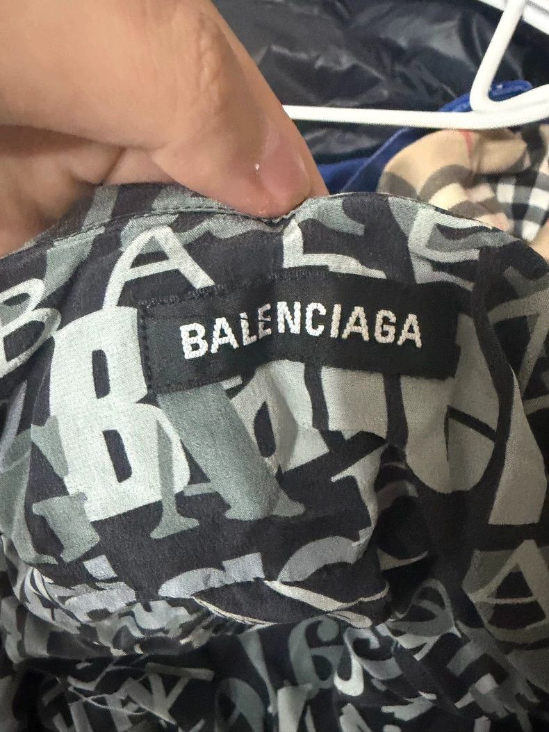 Balenciaga Balenciaga size 39 Cutaway Letter Short Sleeve Shirt Size US S / EU 44-46 / 1 - 2 Thumbnail