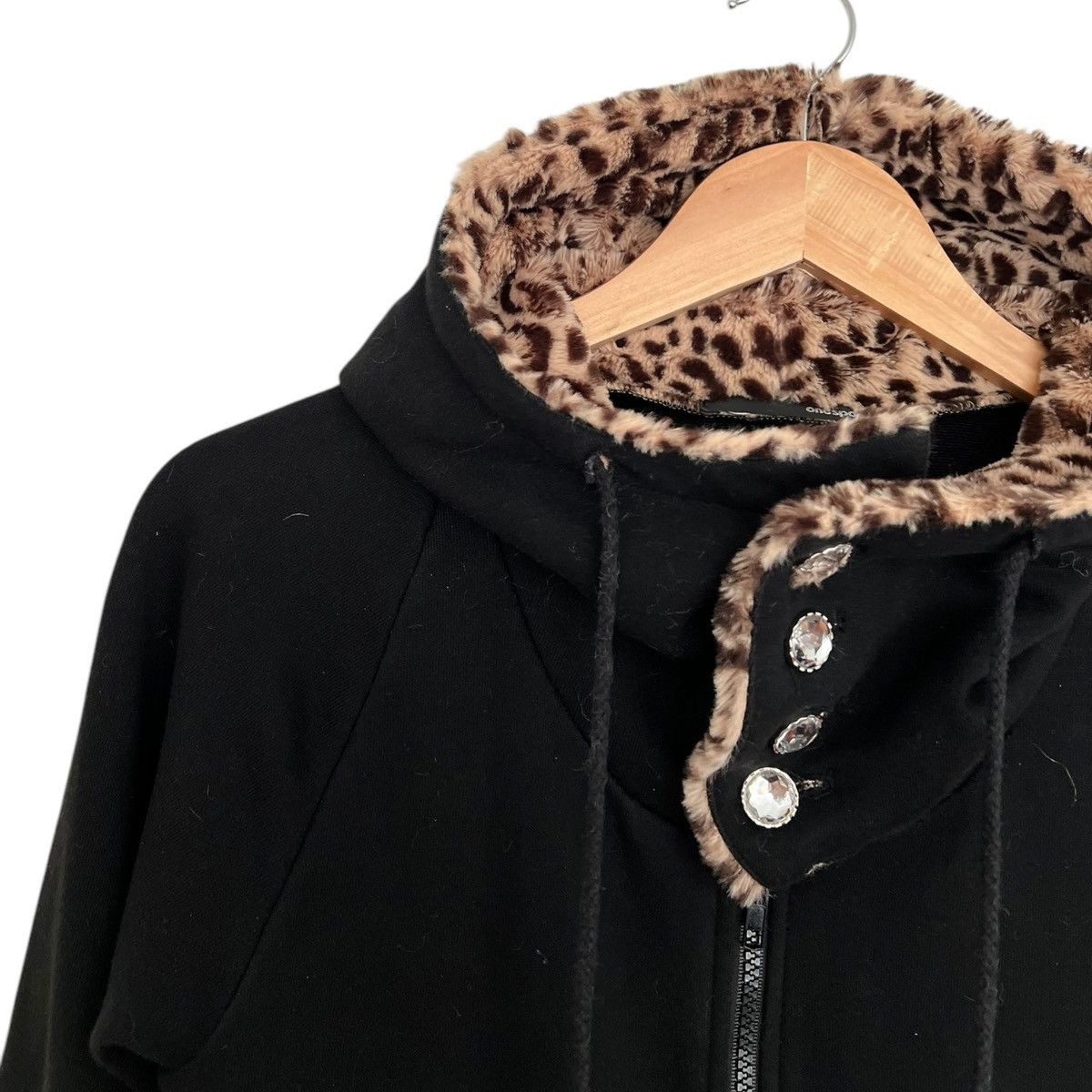 Japanese Brand Leopard trim print hoodie Size S / US 4 / IT 40 - 2 Thumbnail