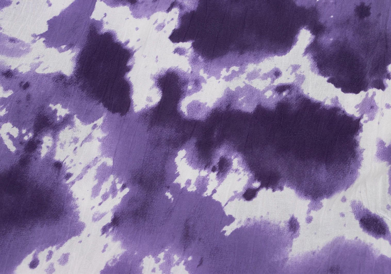 Issey Miyake Cotton Washer Print Short Sleeve Shirt in Purple and White Size US S / EU 44-46 / 1 - 15 Thumbnail