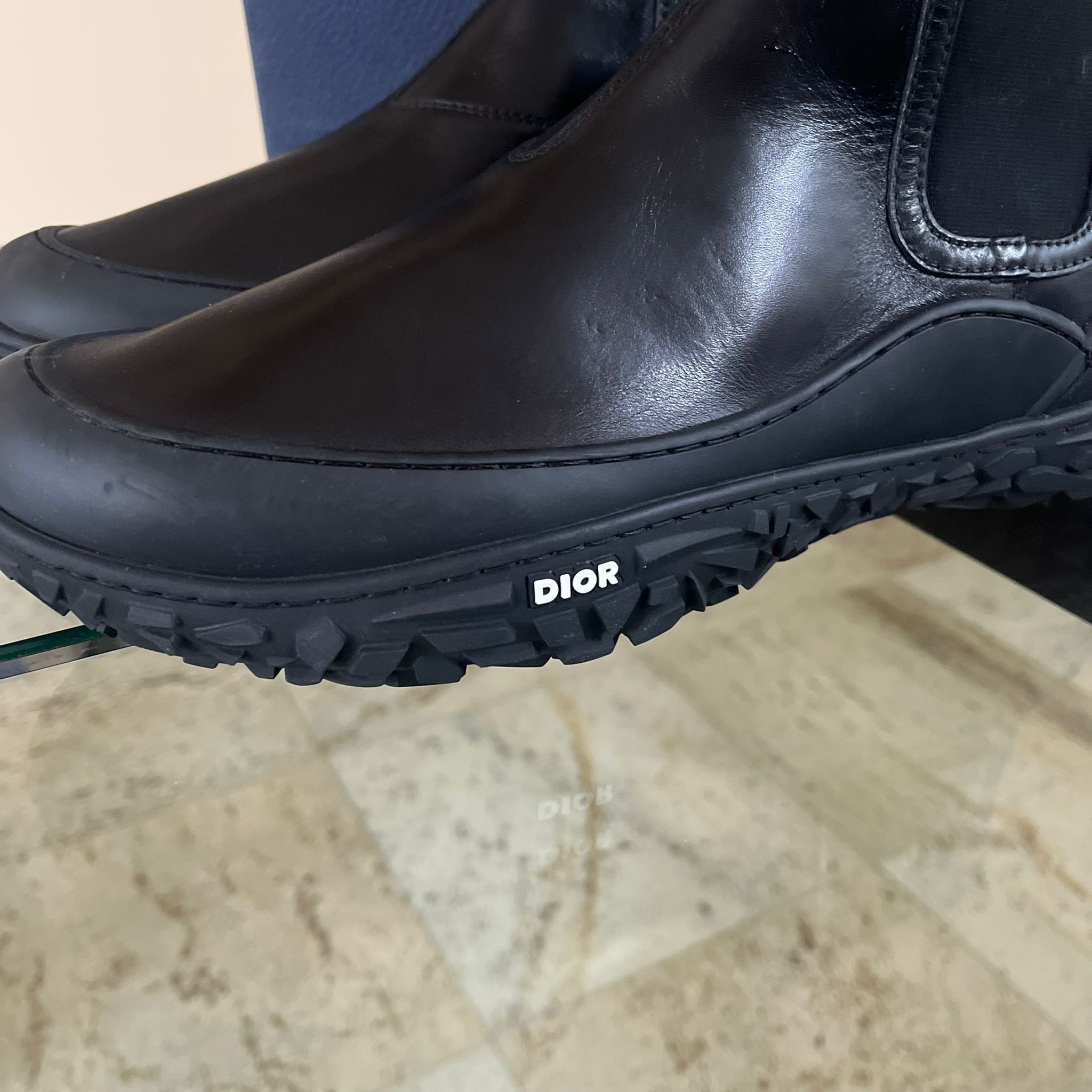 dior b28 black
