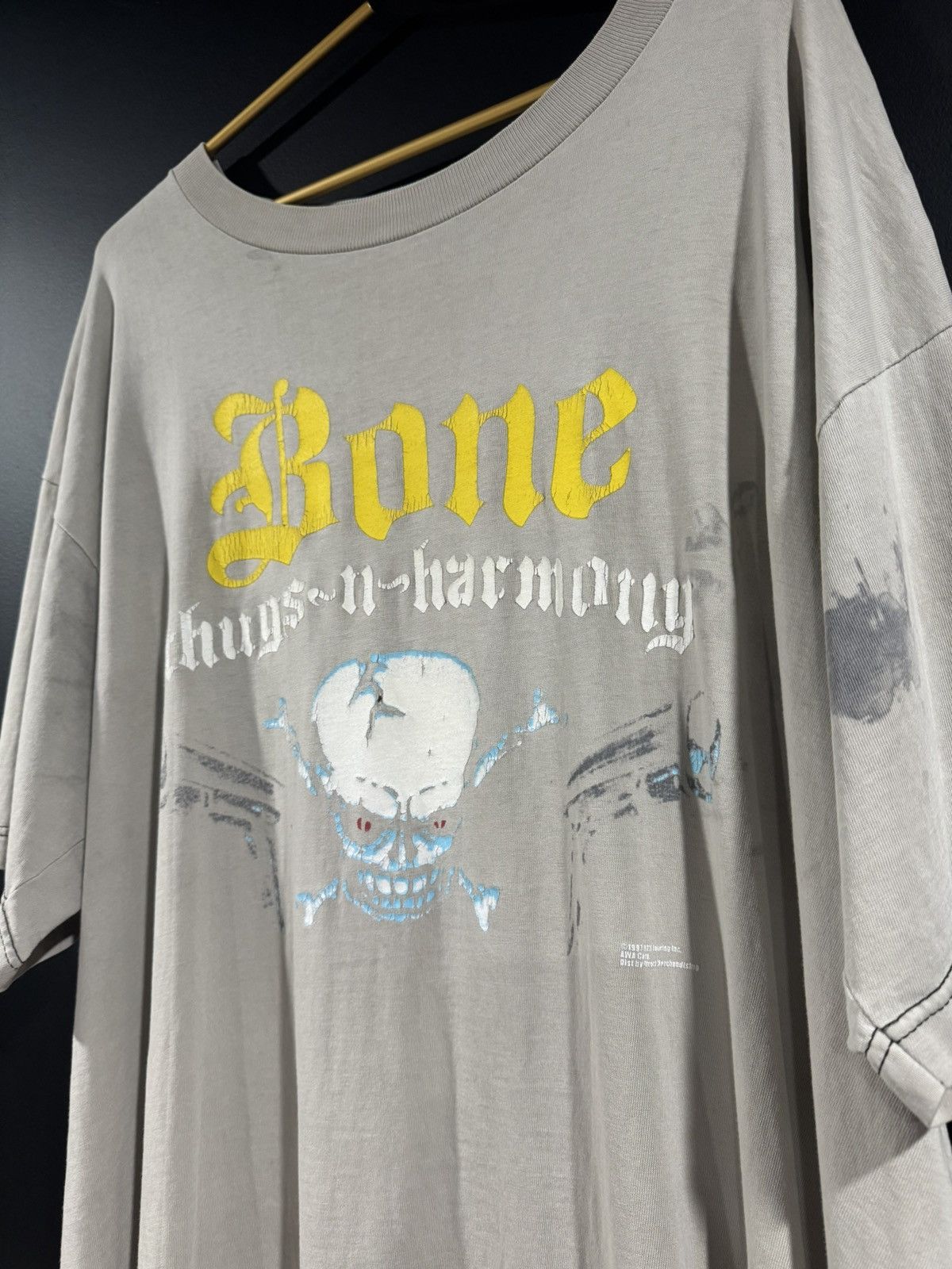 Rap Tees 1997 Vintage Bone Thugs n Harmony Faded Distress Rap Tee XL Size US XL / EU 56 / 4 - 3 Thumbnail
