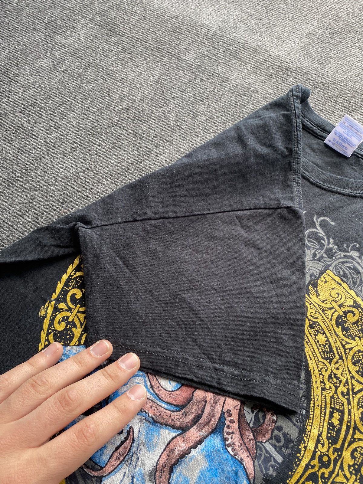 Band Tees 🔥The Ocean Band Tour black tee faded Size US M / EU 48-50 / 2 - 7 Thumbnail