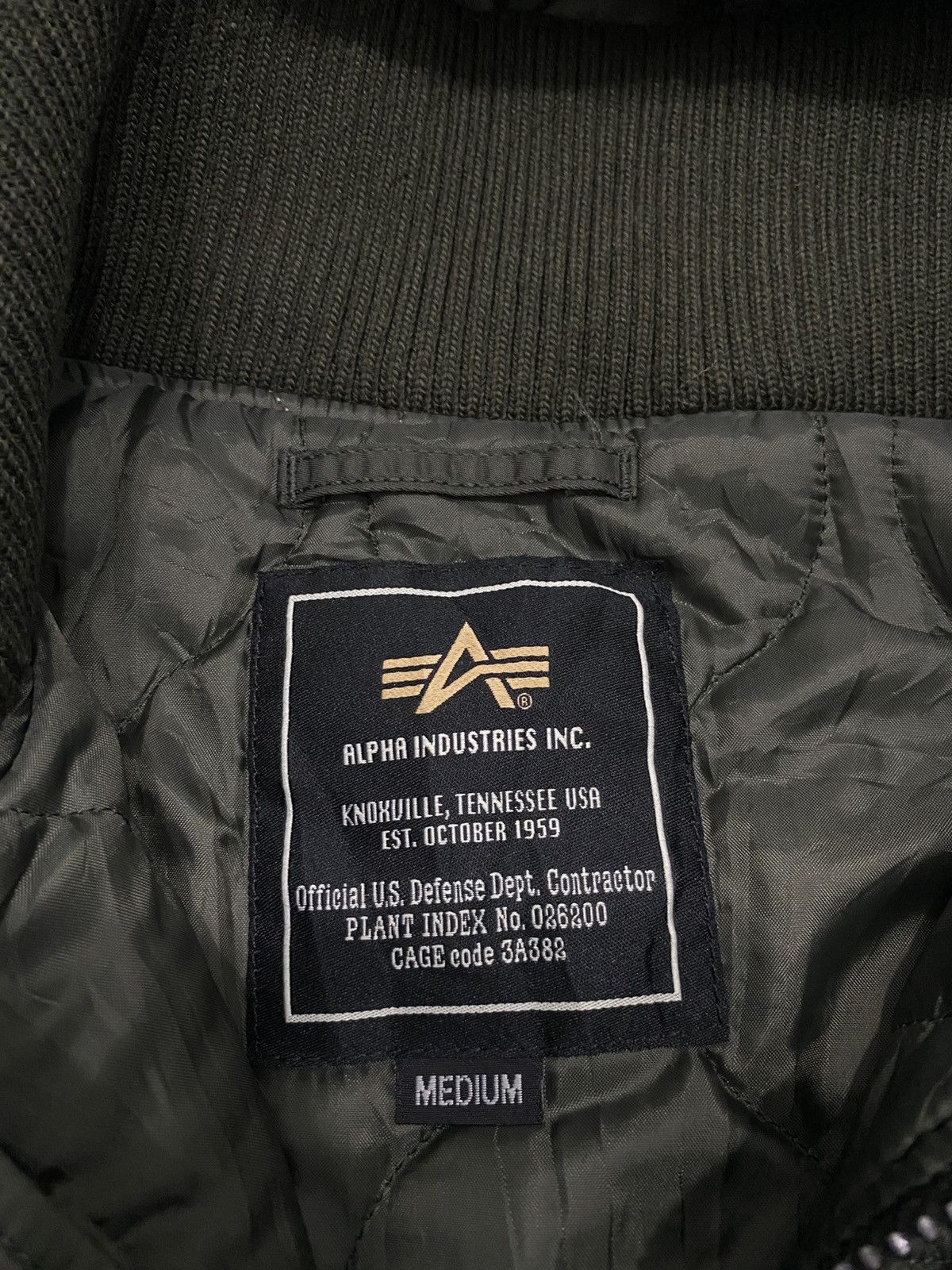 Alpha Industries Alpha Industries M-1 Military Flight Jacket Size US M / EU 48-50 / 2 - 6 Thumbnail