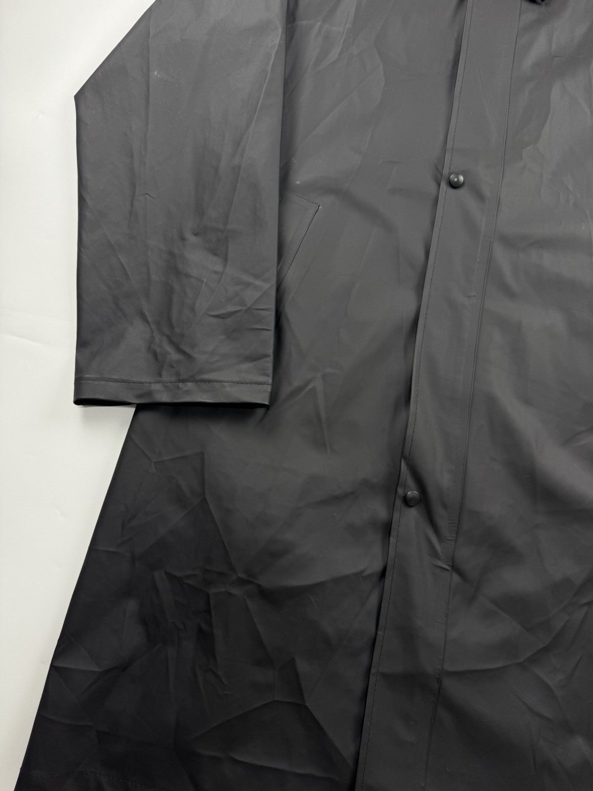 Vetements Vetements F/W’18 Oversized Rain Coat Size US XL / EU 56 / 4 - 3 Thumbnail