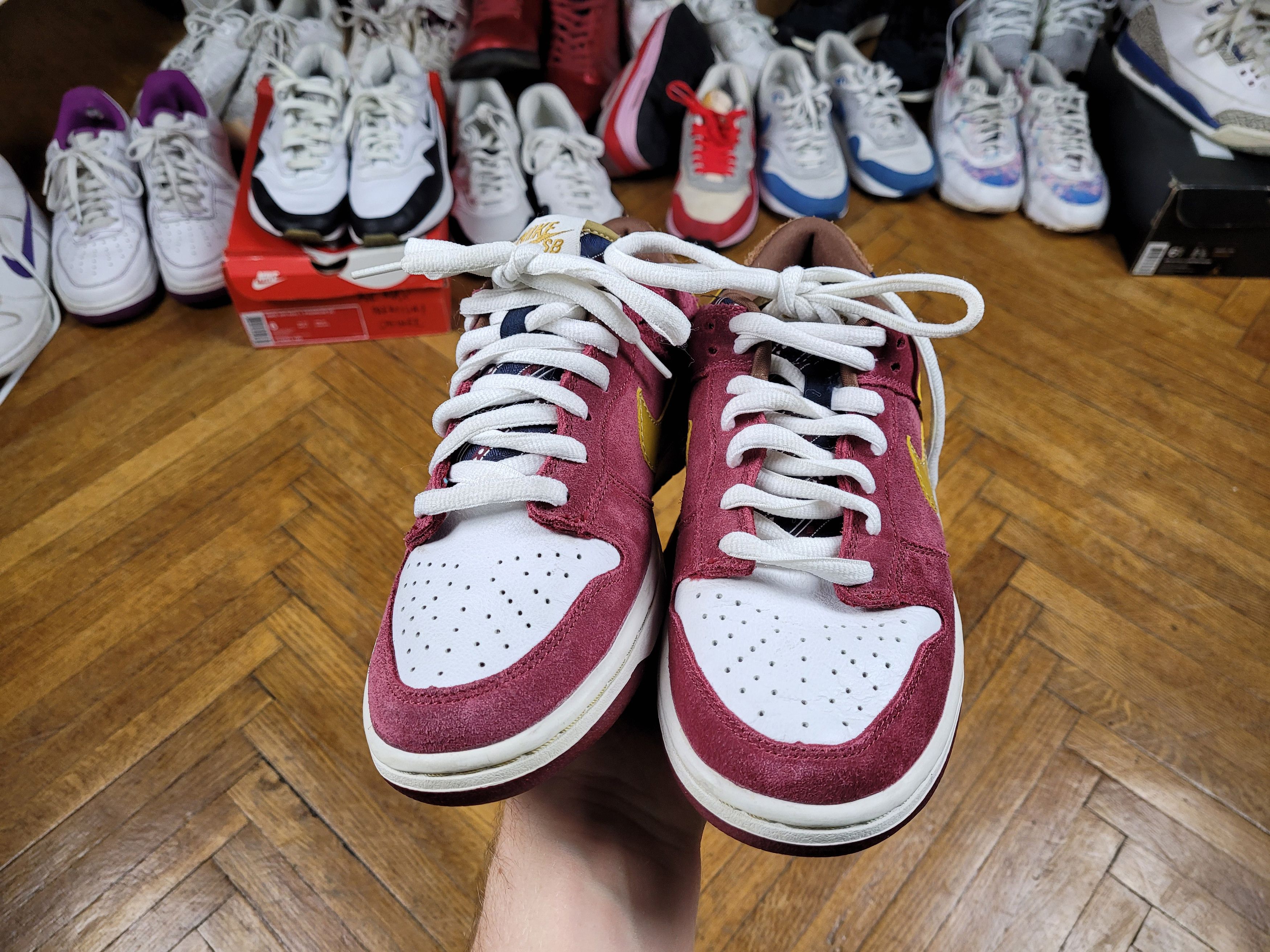 Nike 2009 Nike SB Dunk Low Anchorman Skate Will Ferrell Size US 7 / EU 40 - 5 Thumbnail