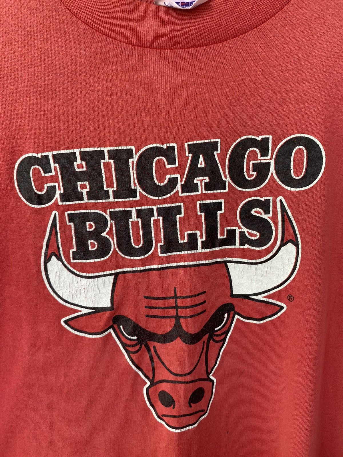 Vintage Vintage 90s Chicago Bulls Tees Distressed Size US M / EU 48-50 / 2 - 4 Thumbnail
