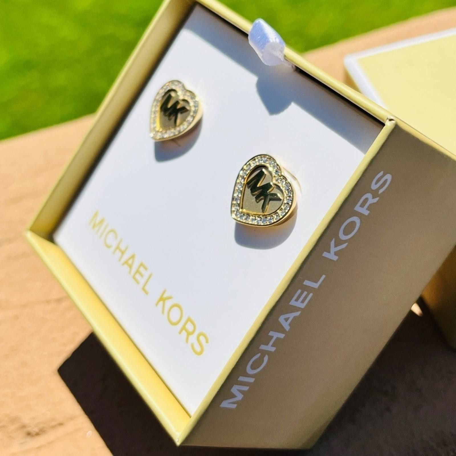 Michael Kors Michael Michael Kors Pave Heart Stud Earrings NWT Size ONE SIZE - 3 Thumbnail