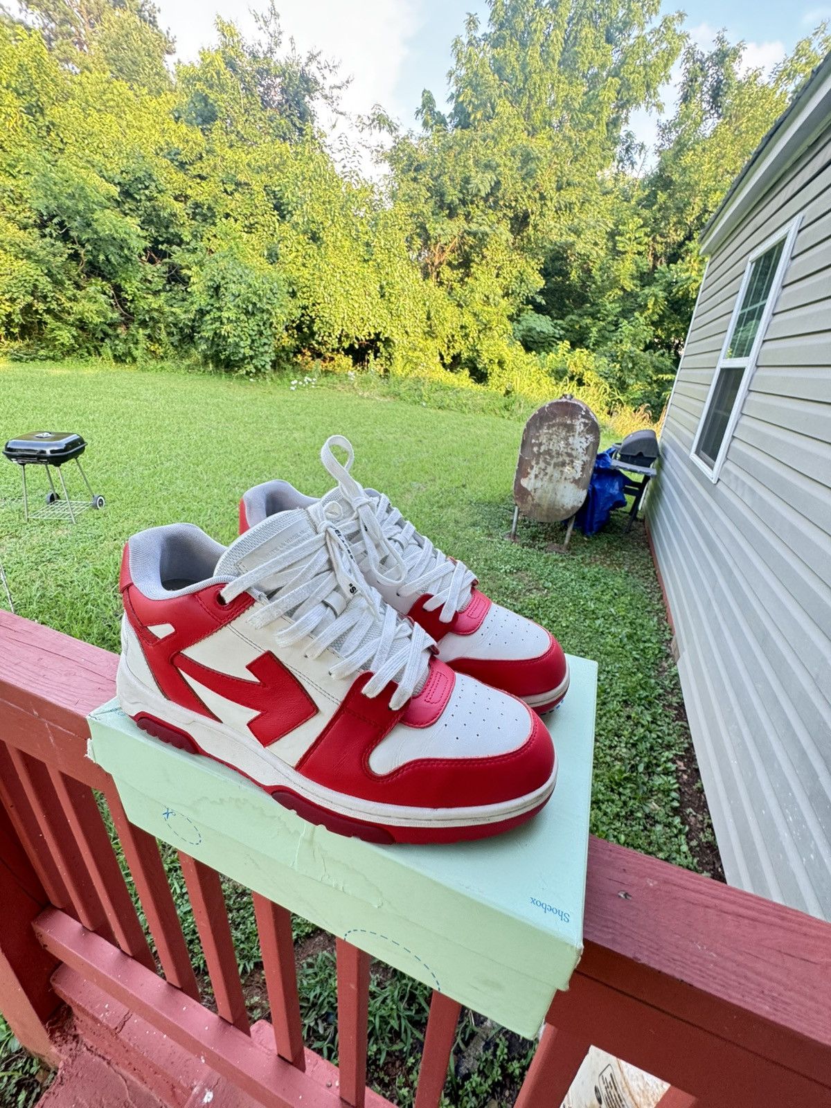 Off-White Out of Office 'Red White' size 46 US 13