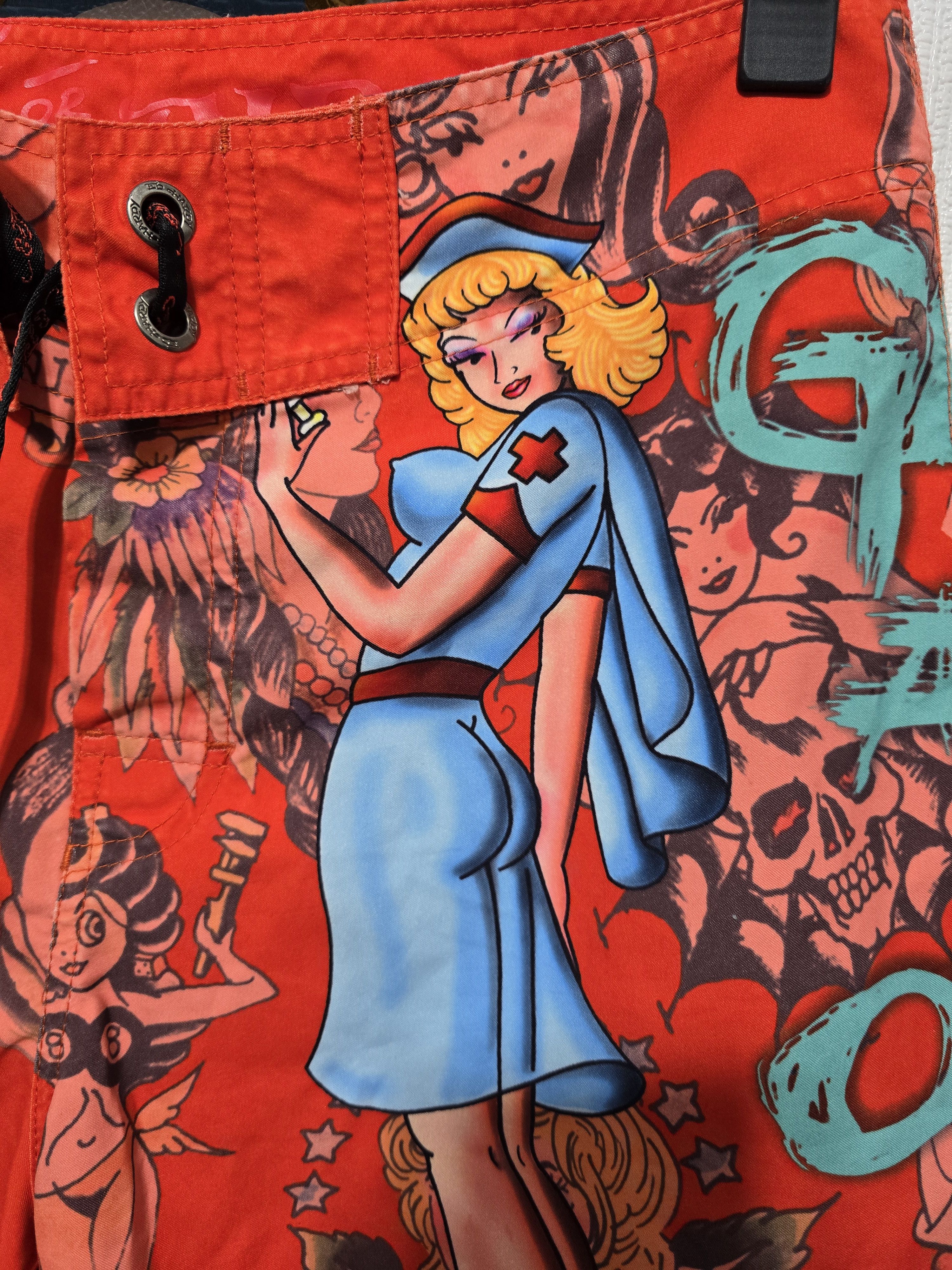 Ed Hardy Vintage Ed Hardy Girls All Over The World w32 Shorts Size US 32 / EU 48 - 4 Thumbnail