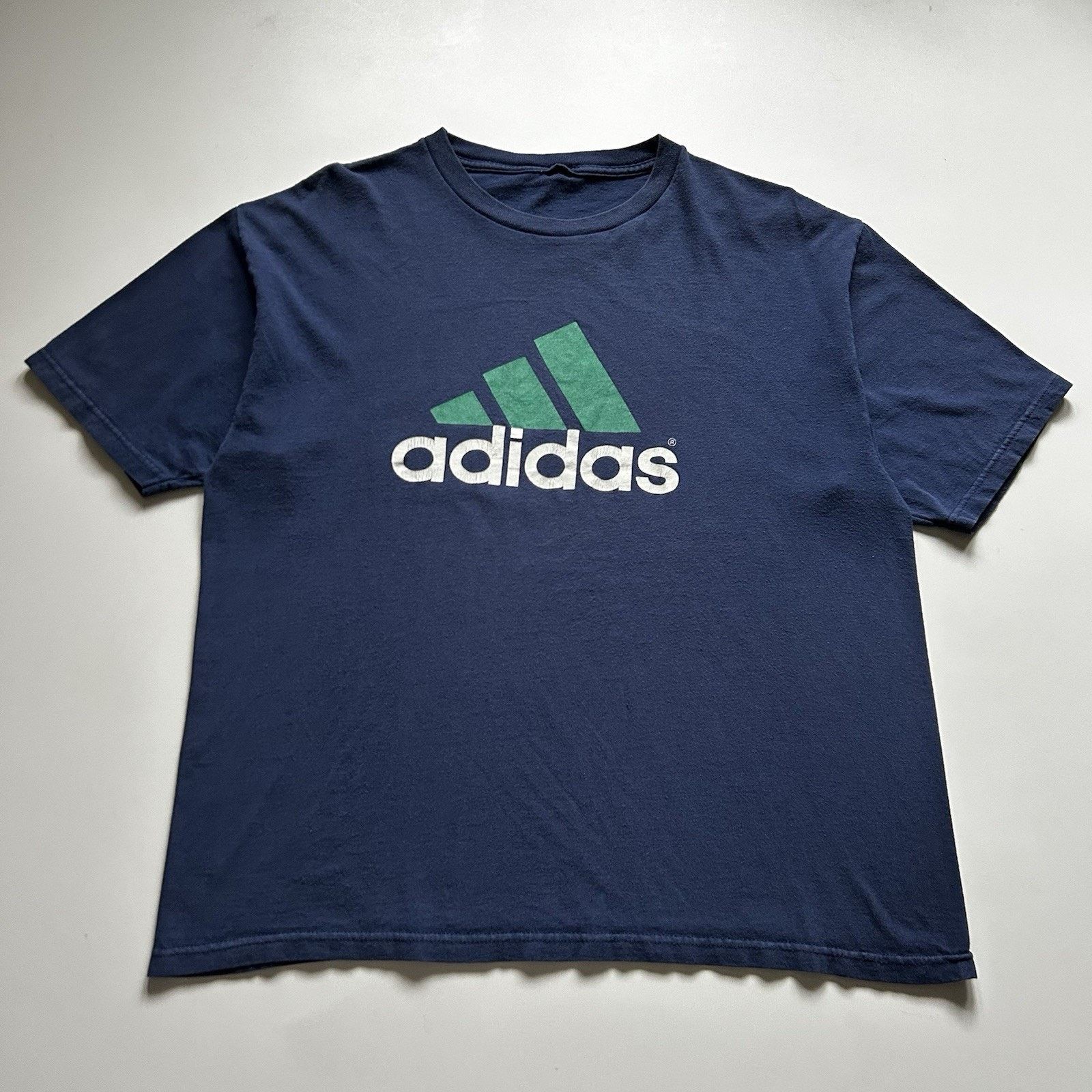 Adidas Vintage 90s Adidas T-Shirt Large 90s Y2K Logo Navy Blue Rare Size US L / EU 52-54 / 3 - 1 Thumbnail