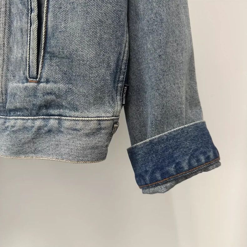 Balenciaga Balenciaga SS19 Denim Jacket with Logo Embroidery-2506 Size US XS / EU 42 / 0 - 5 Thumbnail