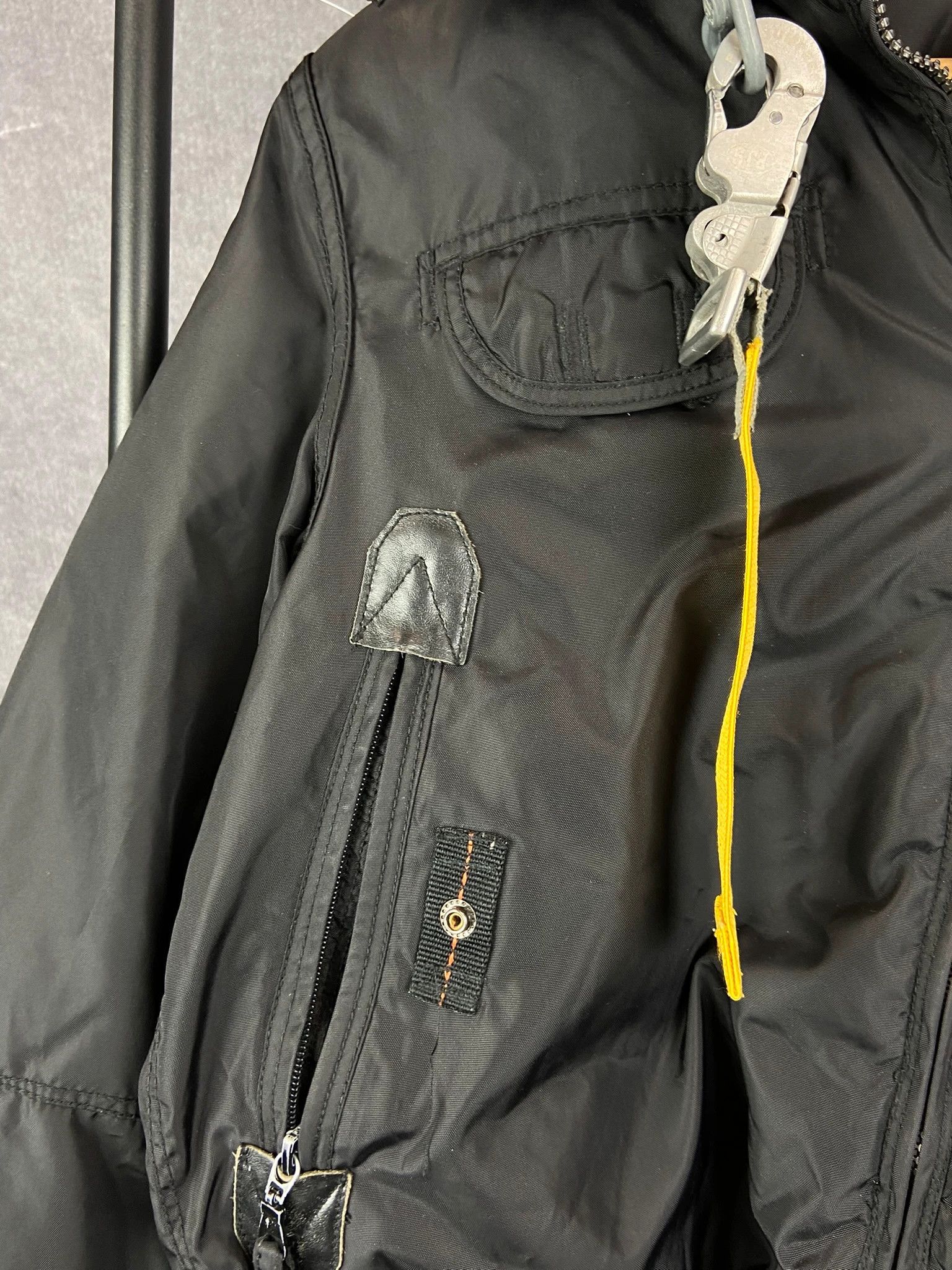 Parajumpers Parajumpers black bomber jacket yellow strap S Size US S / EU 44-46 / 1 - 2 Thumbnail