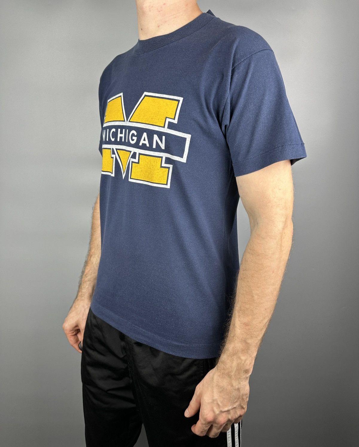 Vintage 1987 Vintage Michigan University Wolverines T Shirt 90s 80s Size US L / EU 52-54 / 3 - 10 Thumbnail