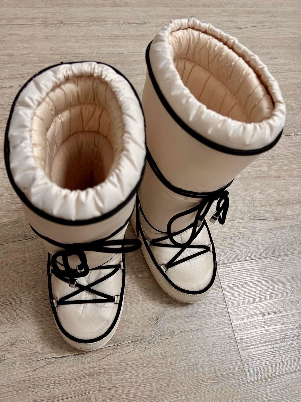 Dior Y2K Dior by John Galliano White Black Snow Moon Ski Boots Size US 7 / IT 37 - 8 Thumbnail