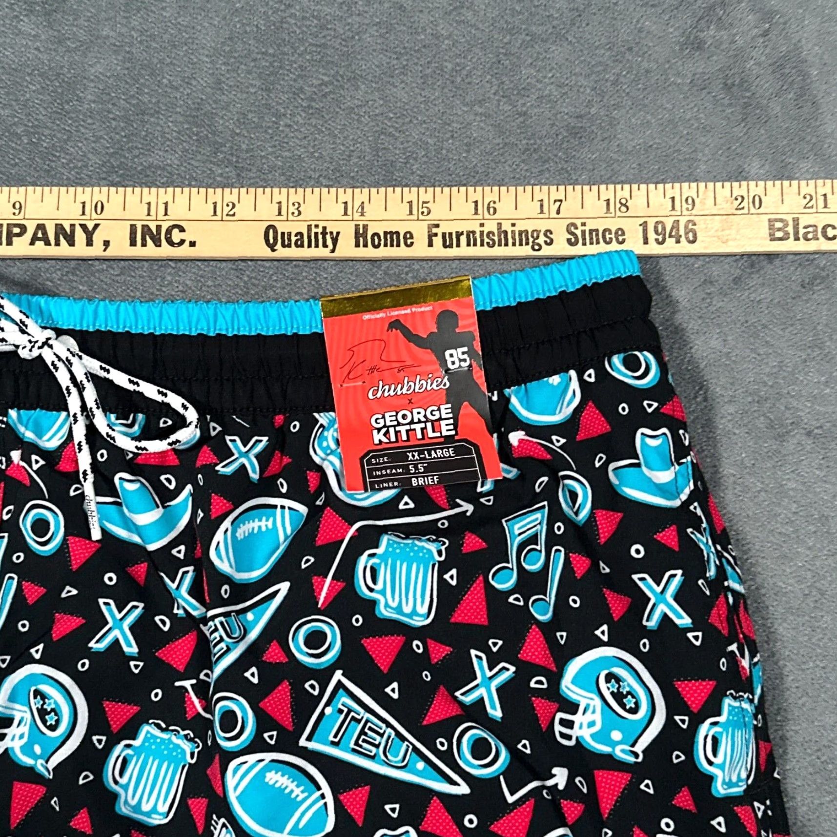 Chubbies Chubbies George Kittle Swim Trunks 2XL XXL Black Beer Football Cowboy Hat TEU USA American Beach Hawaiian Hip Hop Hipster Tribal Sports Baseball? Size ONE SIZE - 7 Thumbnail