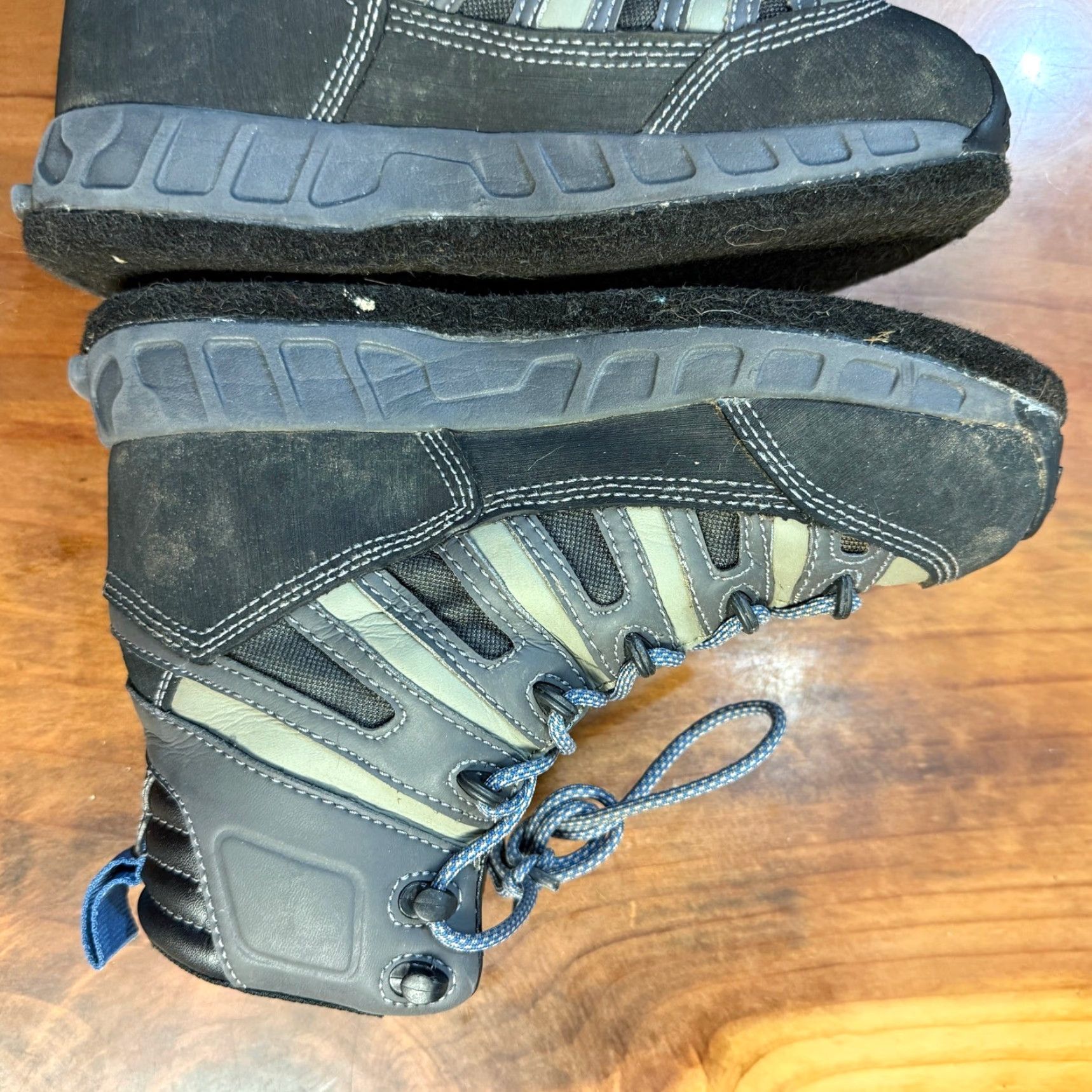 Patagonia Patagonia Boots Chukka Felt Winter Fall 5 Mens 7 Womens Gray Leather Logo Outdoor Vintage No Size US 8 / IT 38 - 7 Thumbnail