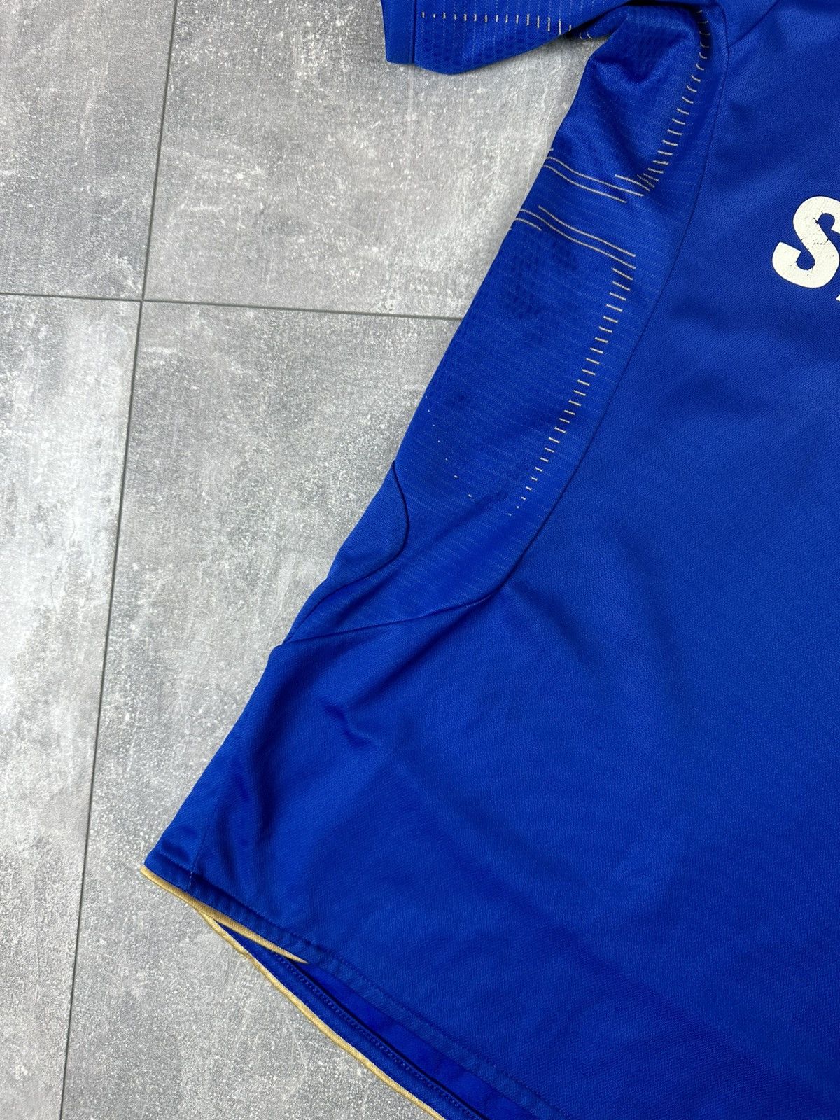 Umbro Umbro Chelsea 2005/06 Home Soccer Football Jersey Size US S / EU 44-46 / 1 - 12 Thumbnail