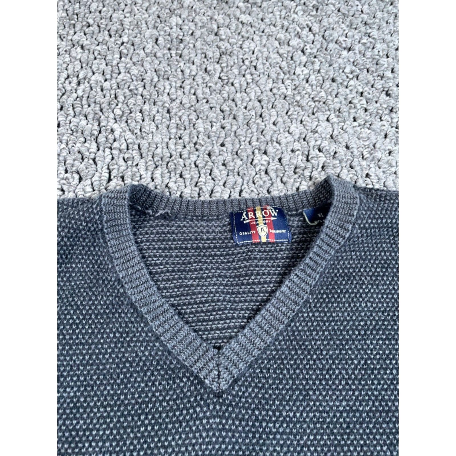 Arrow VINTAGE Arrow Knit Sweater Adult XL Gray Cotton V-Neck Pullover 90s Preppy Mens Size US XL / EU 56 / 4 - 4 Thumbnail