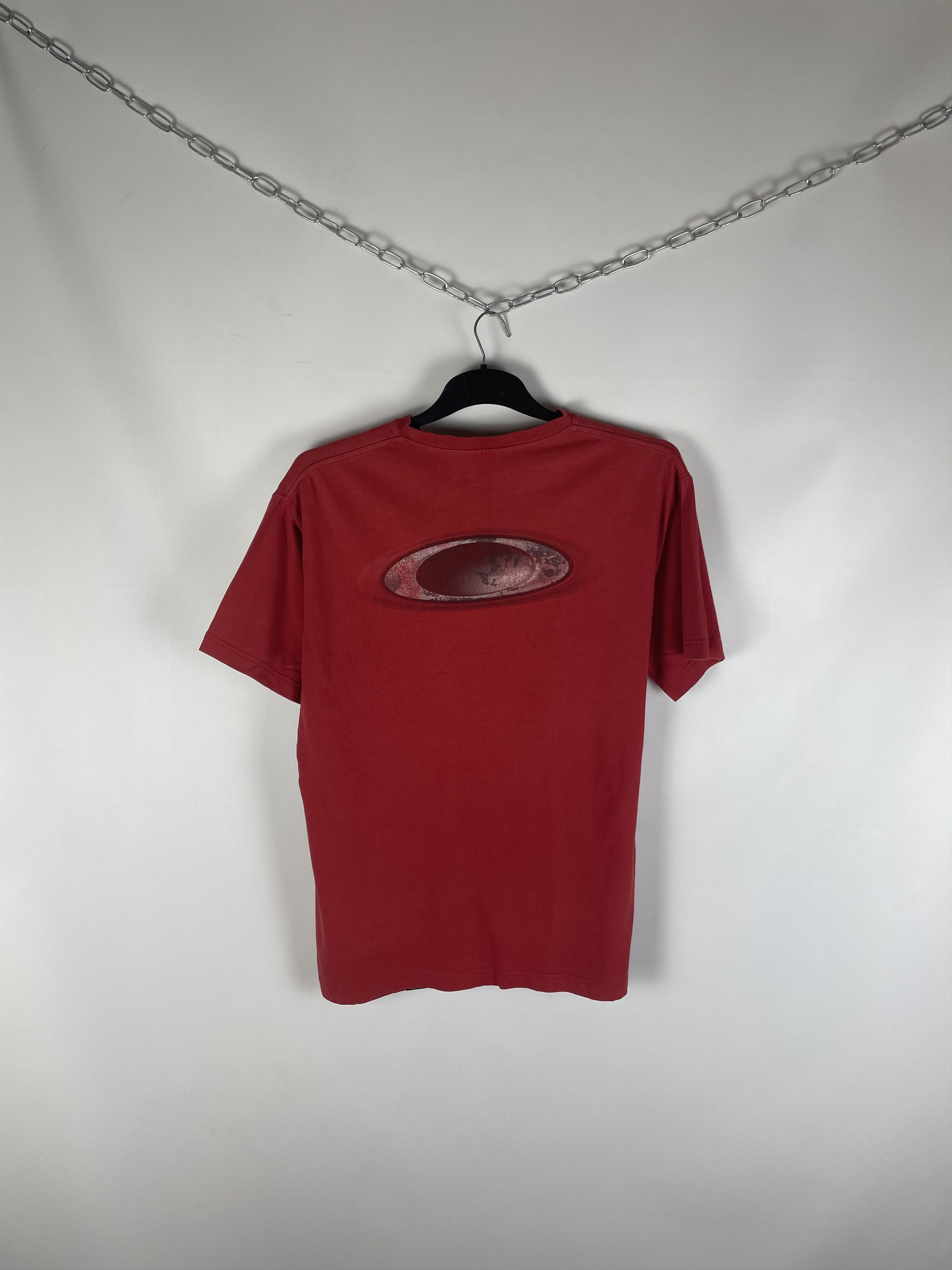 Oakley Vintage Oakley Tee Y2k Size US L / EU 52-54 / 3 - 9 Thumbnail