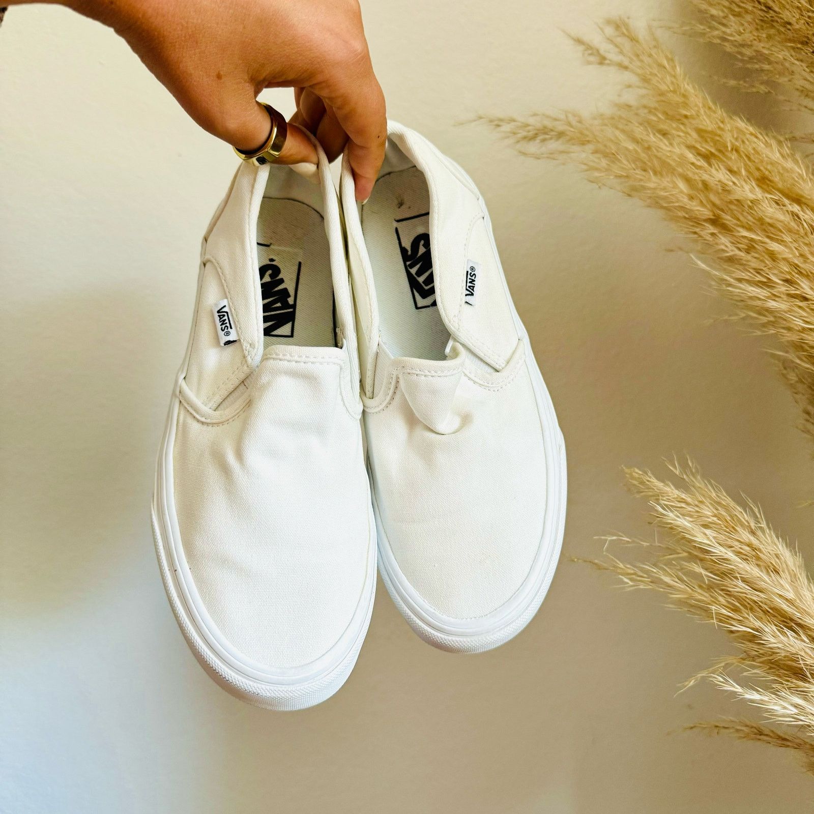 Vans VANS Classic Retro White Slip On Low Top Sneakers Shoes Size US 5.5 / IT 35.5 - 17 Thumbnail