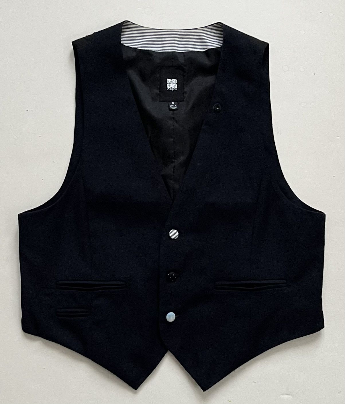 Insight Casual 3 Button Vest, PolyBlend, Men US Small, Brand=Insight Size US S / EU 44-46 / 1 - 2 Thumbnail