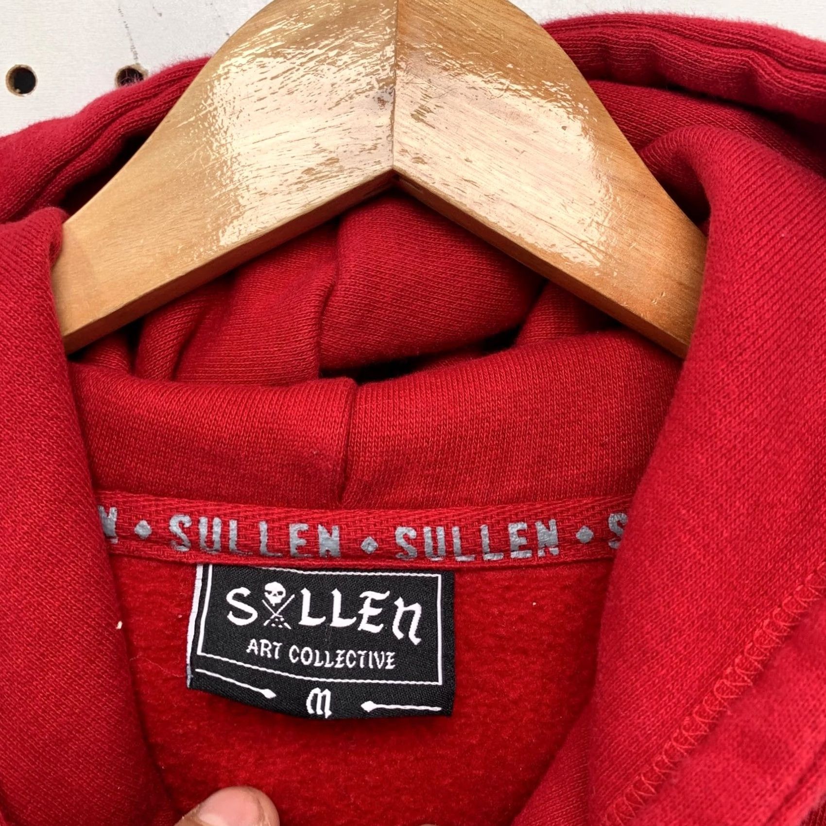 Vintage Sullen Hoodie Sweatshirt Mens Medium Red Art Collective Hooded Pullover Size US M / EU 48-50 / 2 - 3 Thumbnail