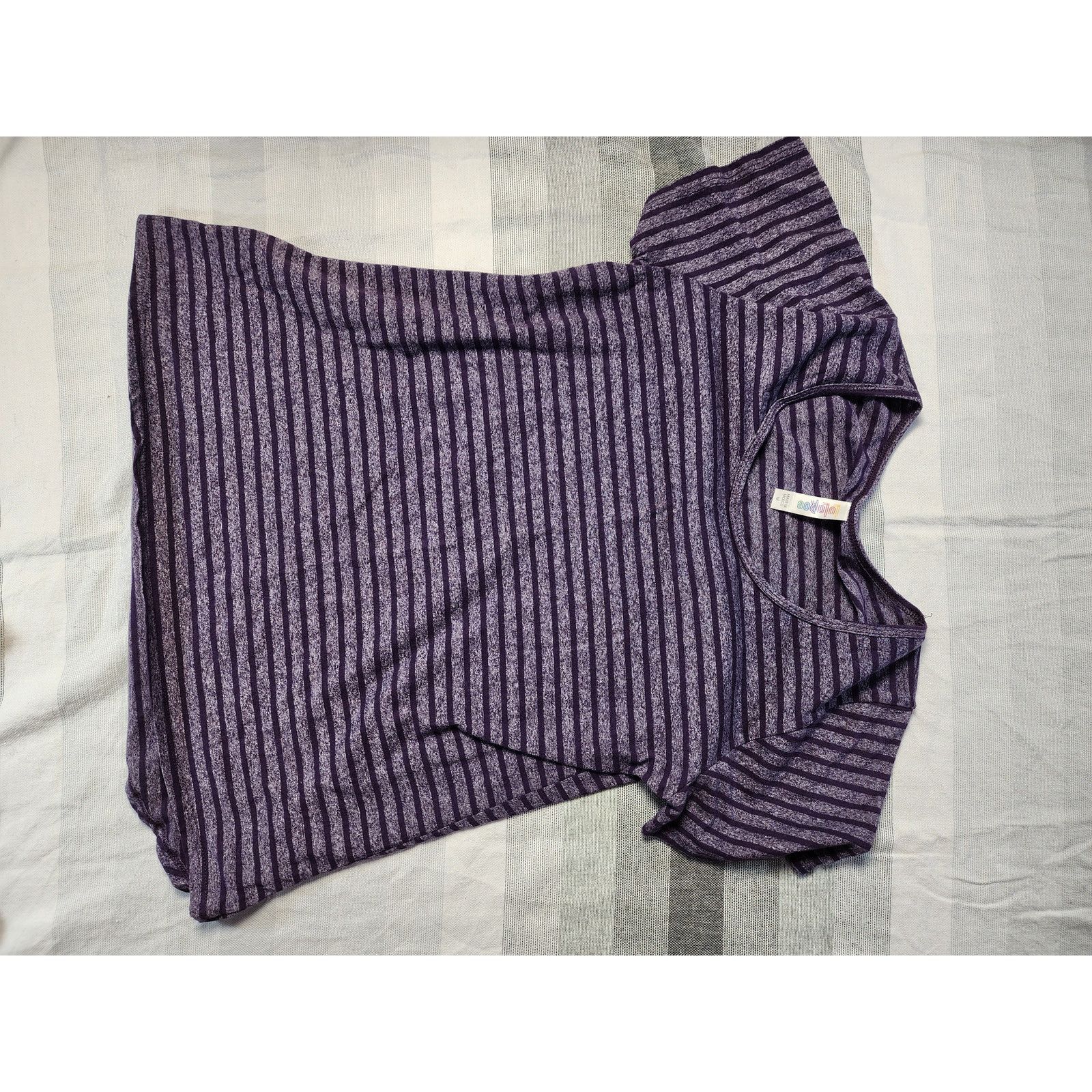 Old Joe LuLaRoe purple and black striped knit top Size M / US 6-8 / IT 42-44 - 1 Thumbnail