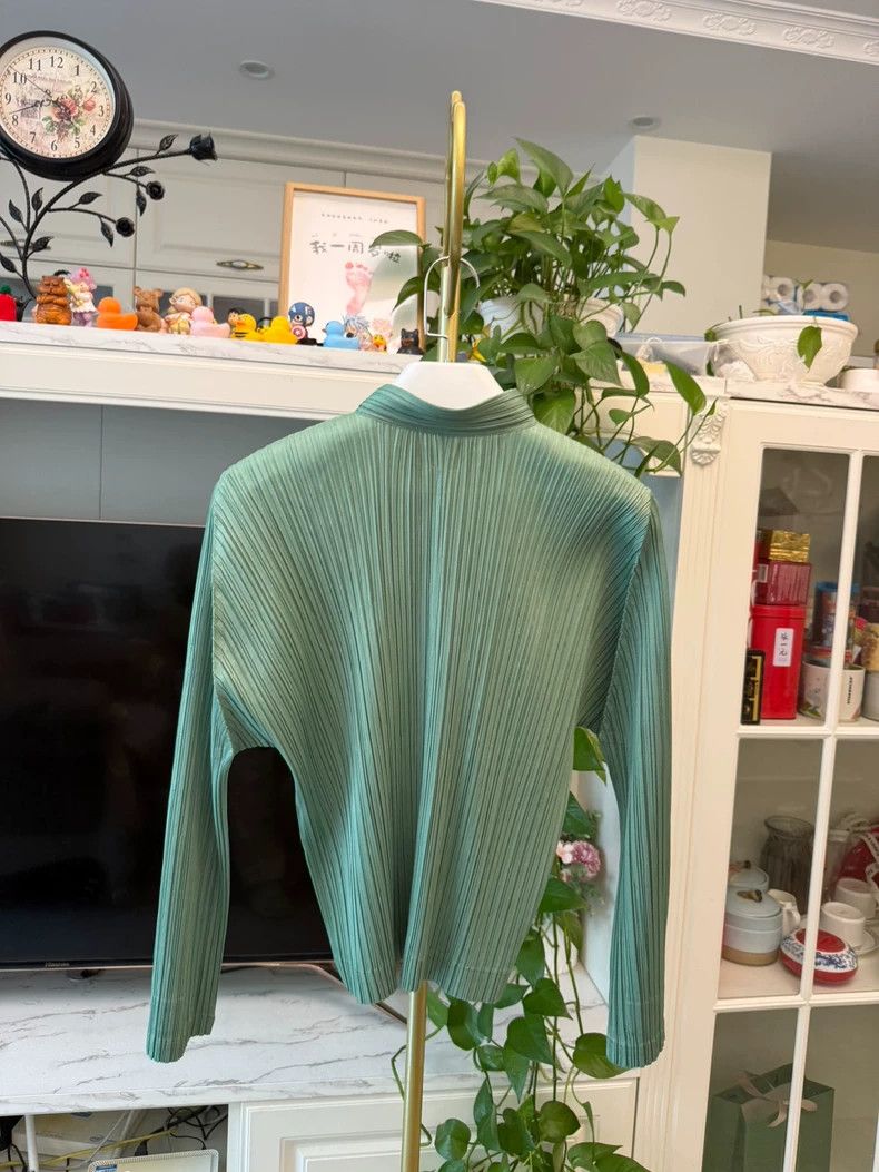 Issey Miyake Issey Miyake size:3 A light green pleated cardigan Size XS / US 0-2 / IT 36-38 - 5 Thumbnail