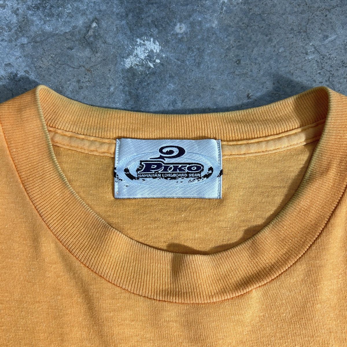 Vintage 1990s Piko Hawaiian Surf Tee Size US L / EU 52-54 / 3 - 5 Thumbnail
