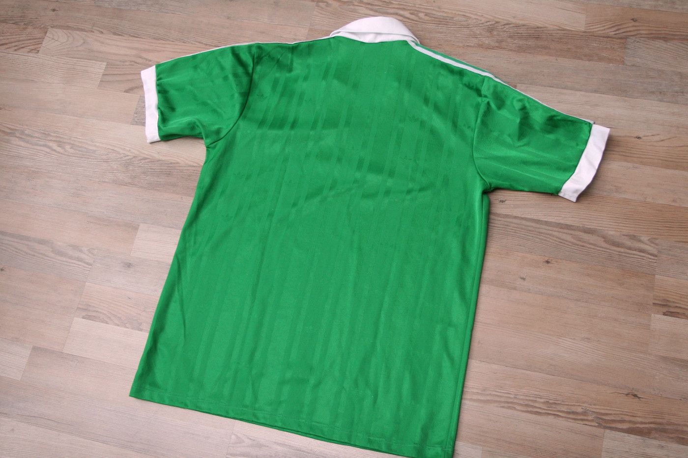 Adidas × Vintage Vintage Adidas Template Football Shirt Jersey Green 80s Size US L / EU 52-54 / 3 - 4 Thumbnail