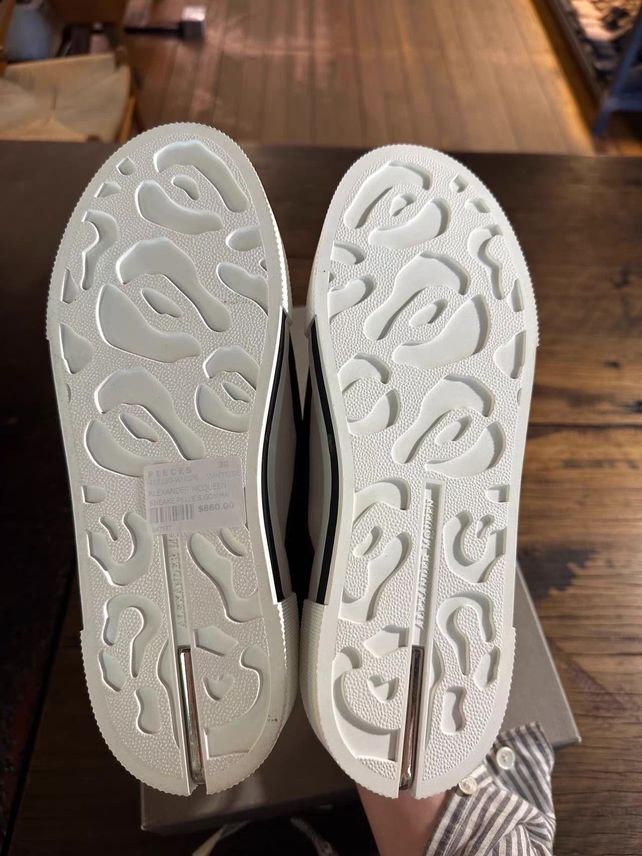 Alexander McQueen Alexander McQueen 16SS Three‑Strap Low‑Top Sneakers Ｑ25 Size US 7.5 / IT 37.5 - 5 Thumbnail