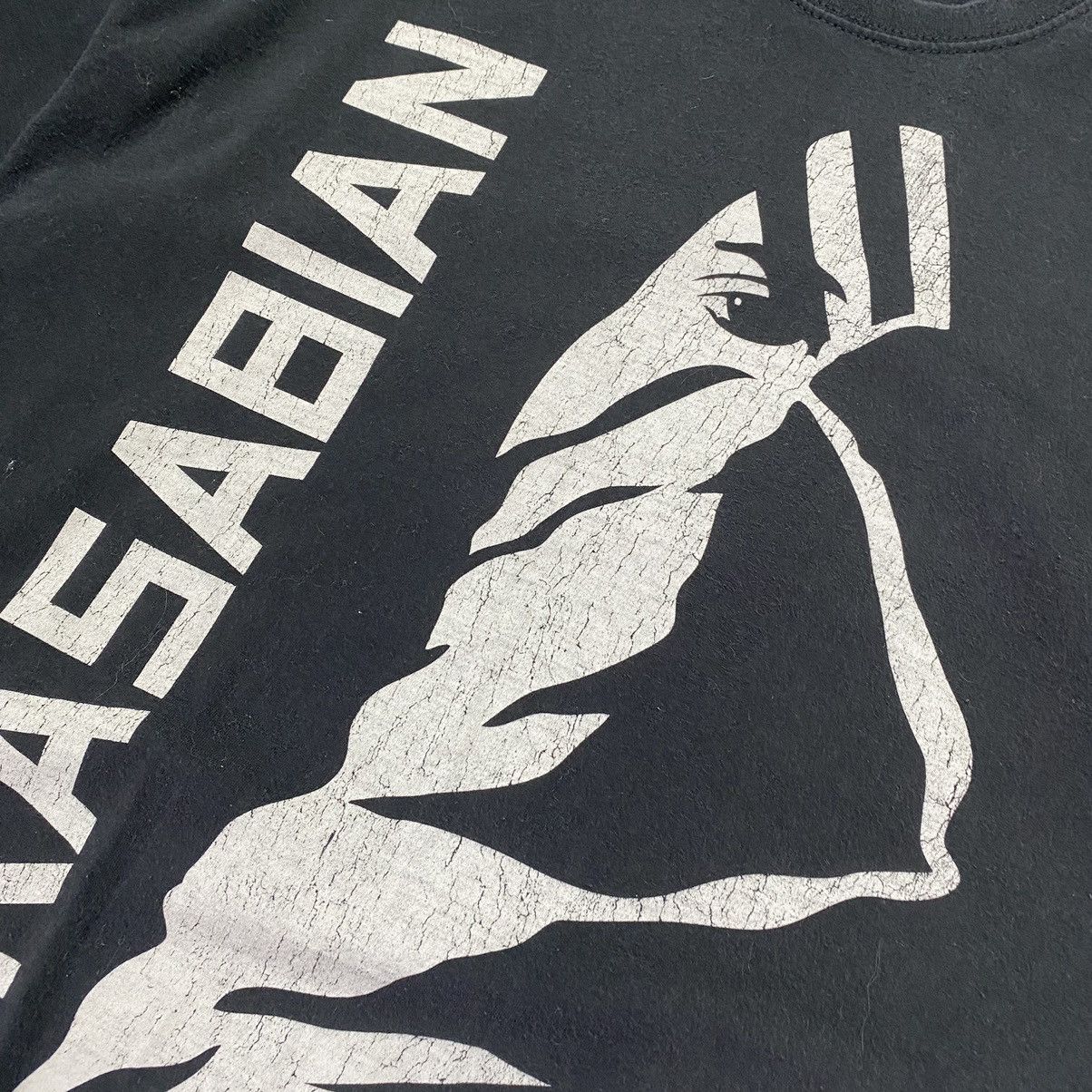 Band Tees Vintage Kasabian 2011 Big Graphic logo rock band tee Size US XL / EU 56 / 4 - 4 Thumbnail
