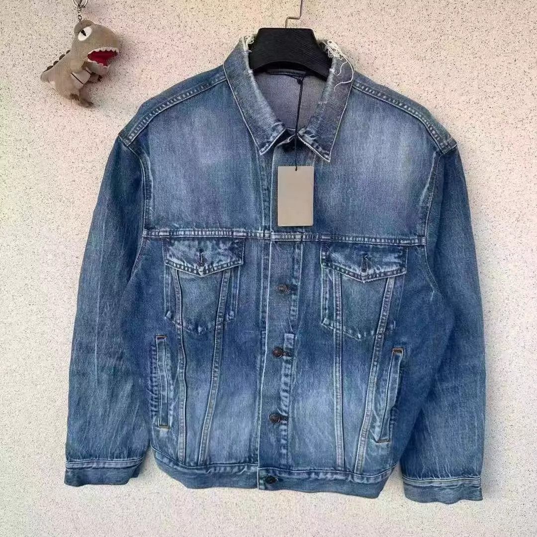 Balenciaga Balenciaga Destroyed Back Logo Denim Jacket NWT 34 Size XXS / US 00 / IT 34 - 1 Thumbnail