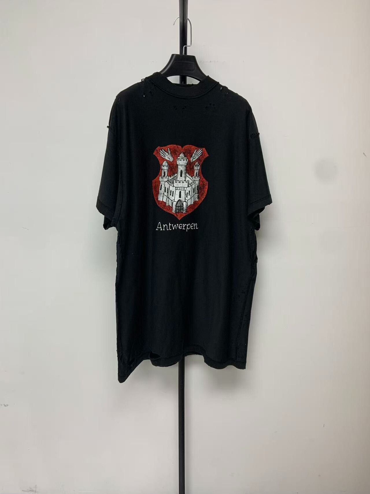 Balenciaga balenciaga logo print oversized t-shirt Size US S / EU 44-46 / 1 - 1 Thumbnail