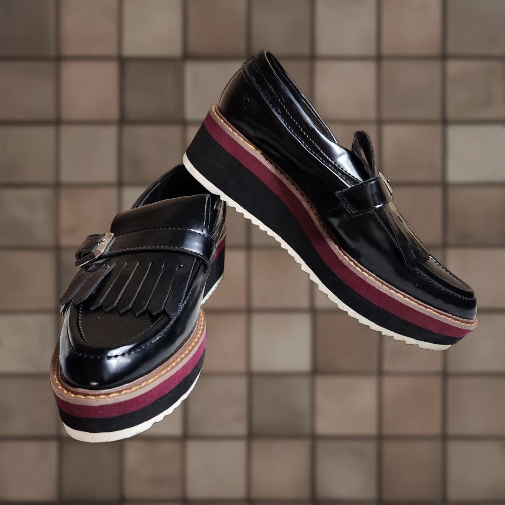 Zara Zara Woman |EU38/US7.5| Black Patent Leather Platform Kilt Chunky Loafers Loafer Women MVP platform loafers Size US 8 / IT 38 - 1 Thumbnail