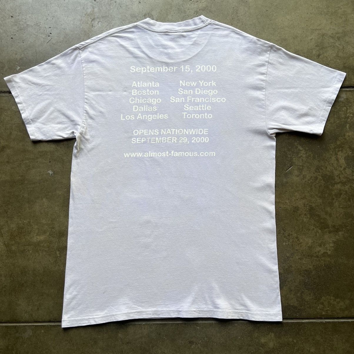 Hanes VTG 2000 Y2K Almost Famous Movie Promo Tee Shirt Size US L / EU 52-54 / 3 - 2 Thumbnail