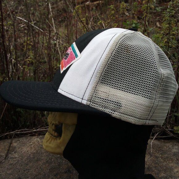 NBA × Vintage DS Vintage AJD Lucky Stripes San Antonio Spurs Trucker Hat Size ONE SIZE - 2 Thumbnail