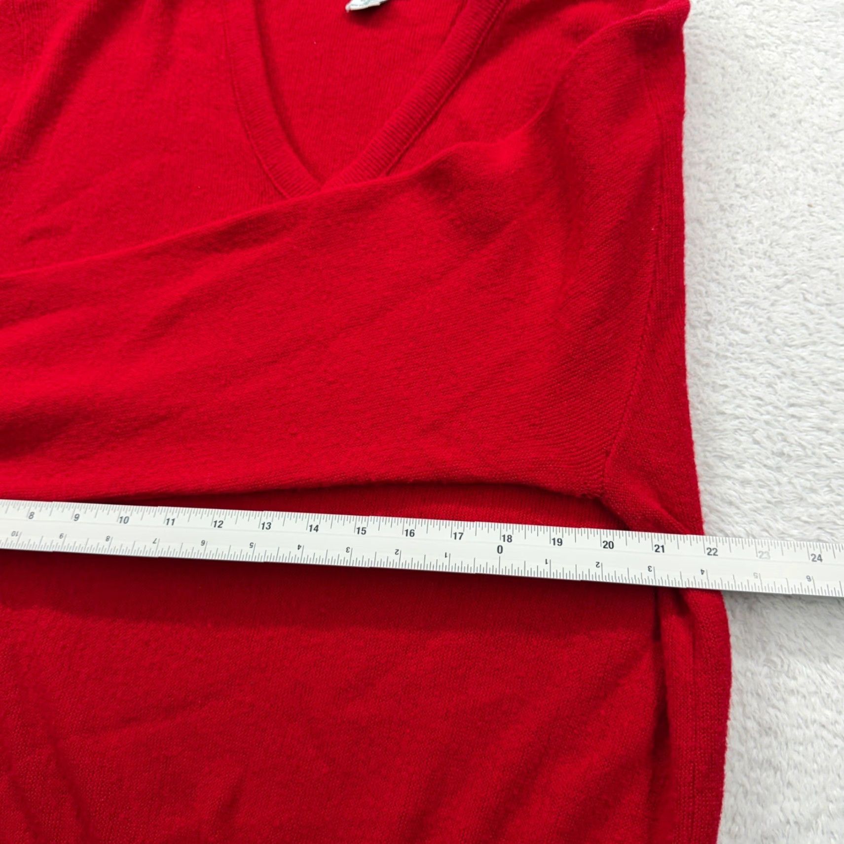 Izod VINTAGE Izod Lacoste Red V-Neck Sweater Mens M Orlon Acrylic Made in USA Size US M / EU 48-50 / 2 - 7 Thumbnail