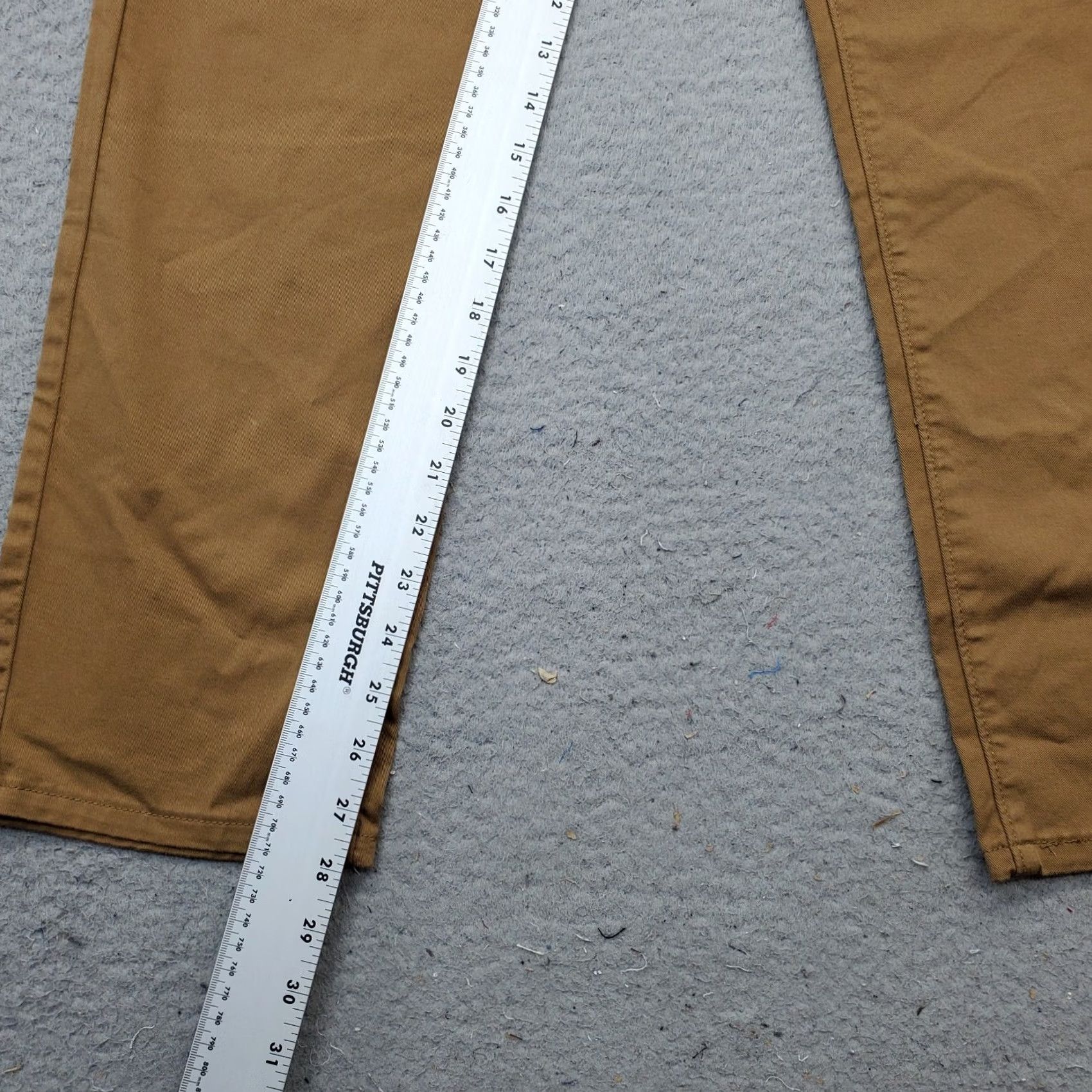 Levi's Levi's Chino Pants Mens 30/29 Tan Straight Leg Stretch Flat Front Slash Pocket Flat Front Pants Mens Size 30 Tan Straight Leg Chino Size US 30 / EU 46 - 4 Thumbnail