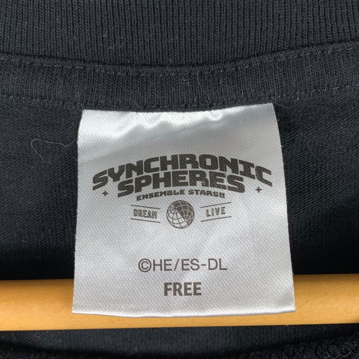 Vintage DREAM LIVE -6th Tour "Synchronic Spheres" Official Shirt Size US L / EU 52-54 / 3 - 5 Thumbnail