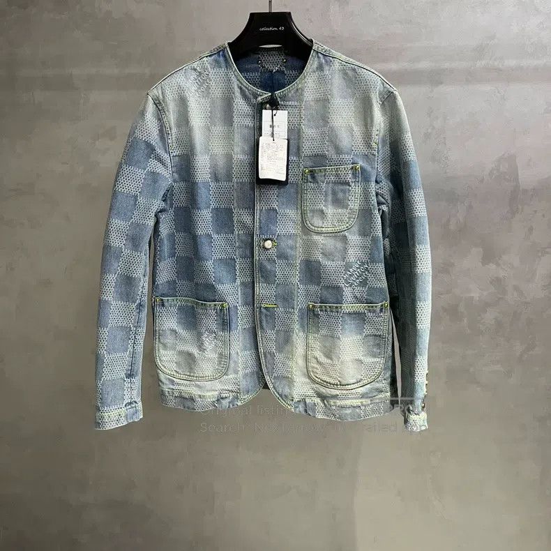 Louis Vuitton Louis Vuitton Blue plaid full-print round neck single-brea Size US S / EU 44-46 / 1 - 1 Thumbnail