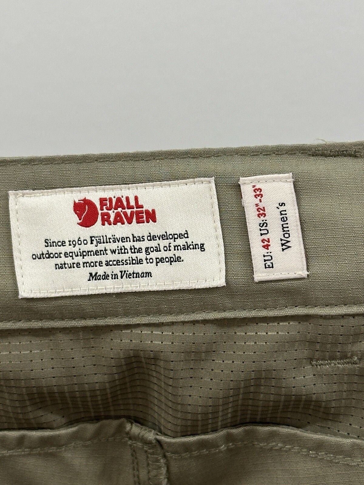 Fjallraven Fjallraven womens Abisco Shade Shorts Womens Hiking Trekking Size 28" / US 6 / IT 42 - 7 Thumbnail