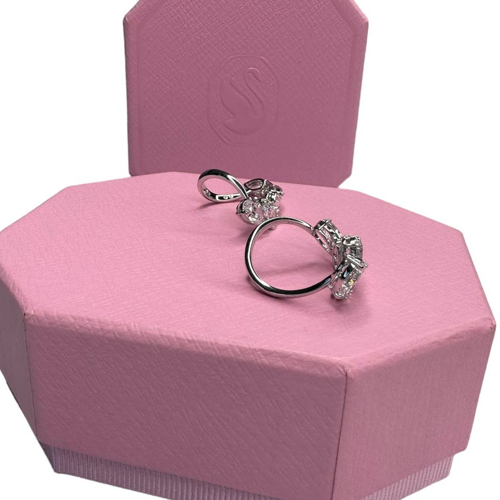 Swarovski Swarovski Millenia cocktail ring Set 50/52 EUR - 5/6 USA Size ONE SIZE - 6 Thumbnail