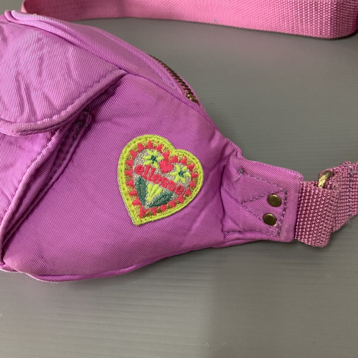 Ellesse 🔥‼️HOT ITEM‼️🔥Authentic Ellesse Pink Belt Bag Size ONE SIZE - 5 Thumbnail
