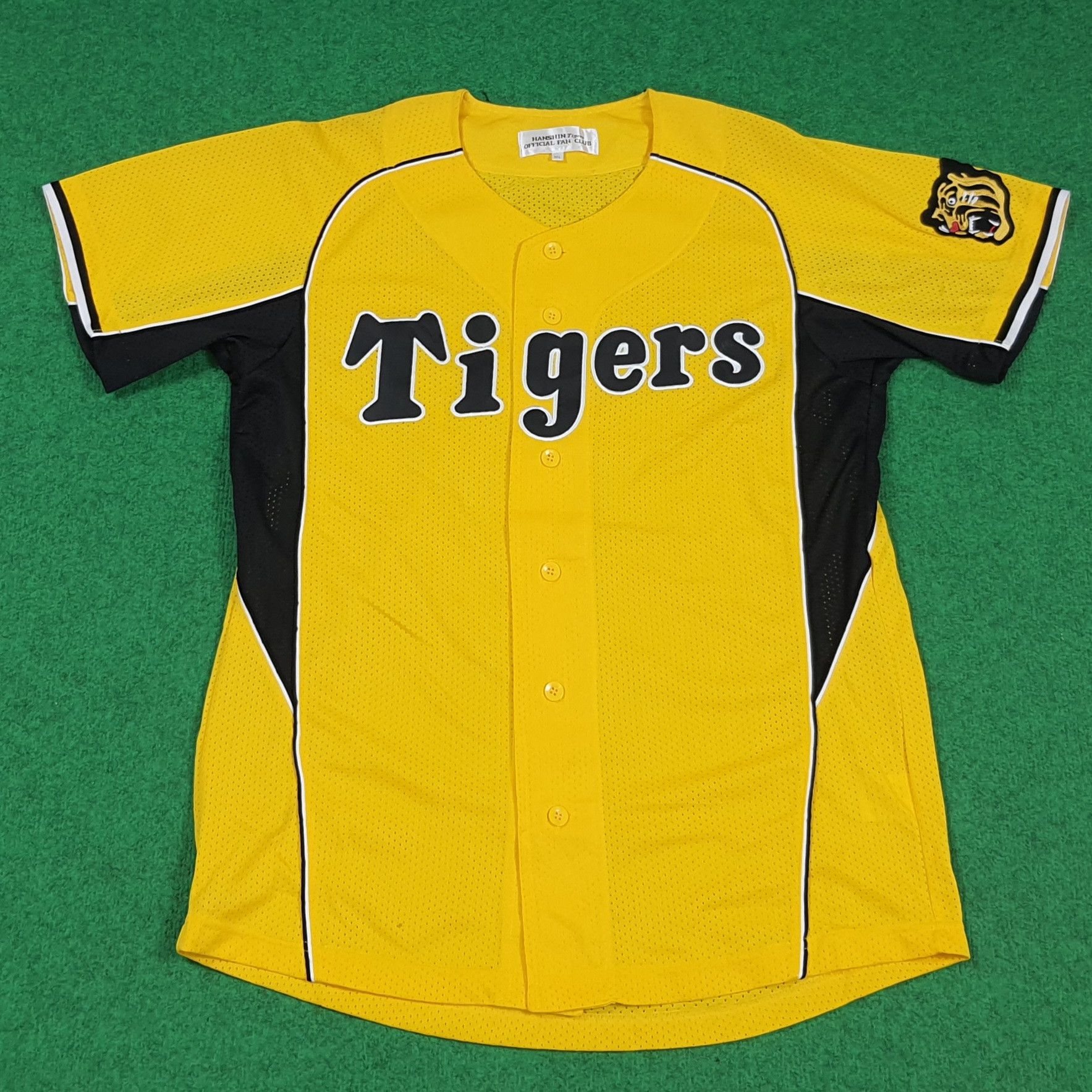 Mizuno Vintage Mizuno Hanshin Tigers Baseball Jersey C294N28 Size US M / EU 48-50 / 2 - 1 Thumbnail